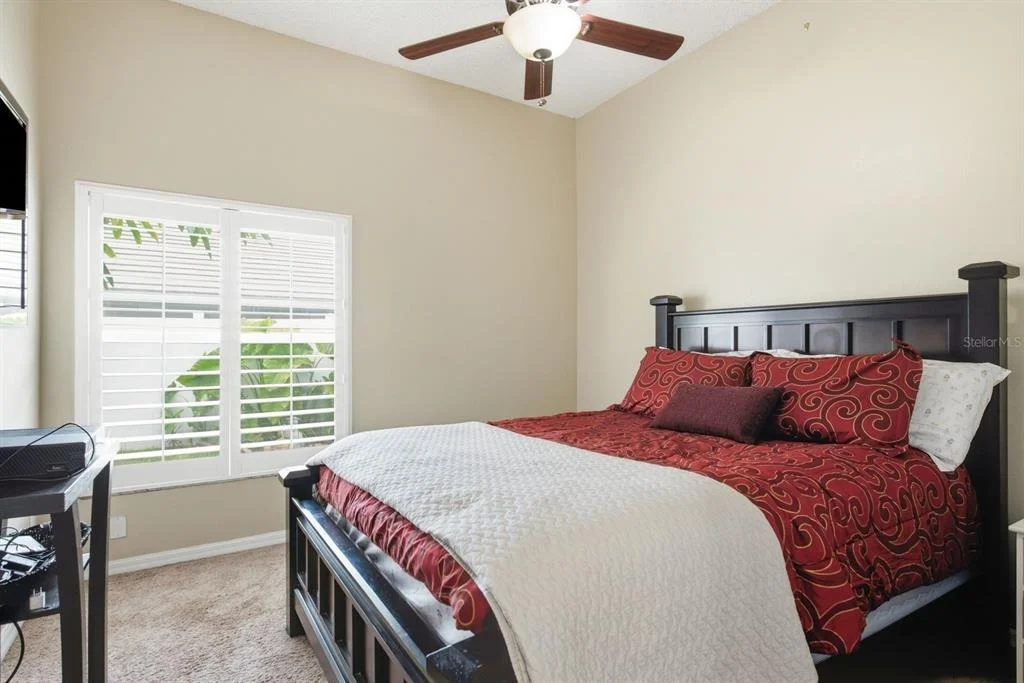 Photo of 141 OLD OAK CIRCLE