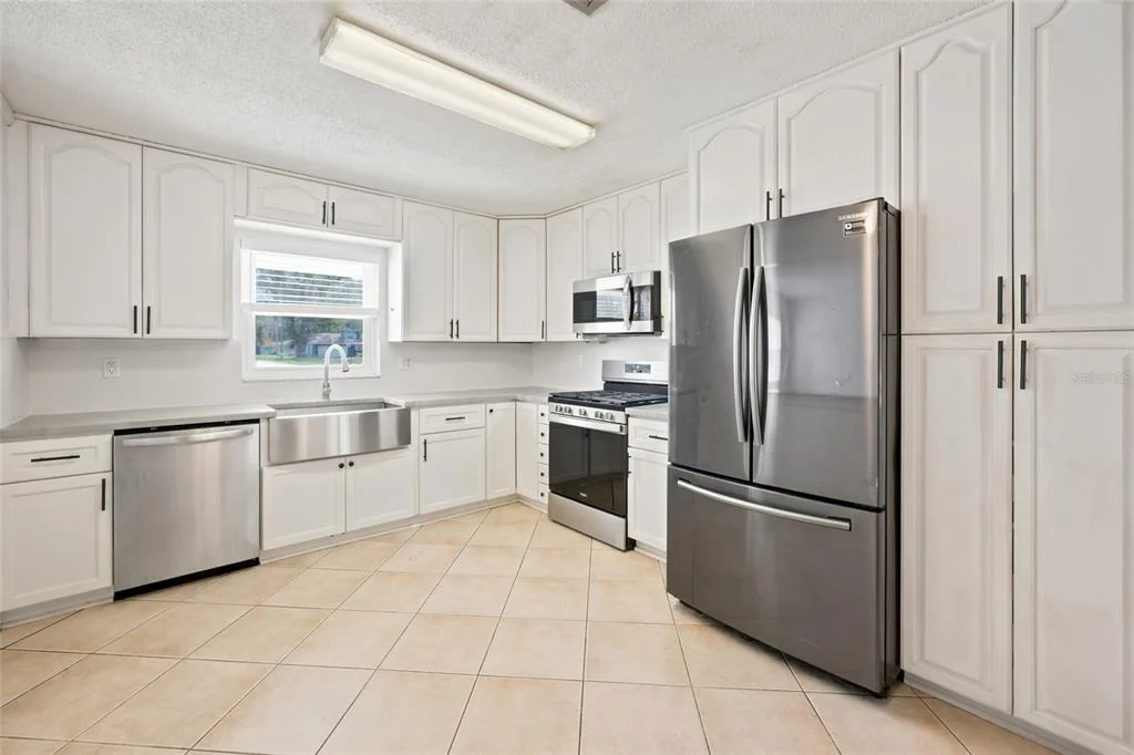 Photo of 3807 SE 8TH STREET