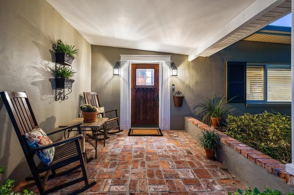 Photo of 1718 MEREDITH LANE