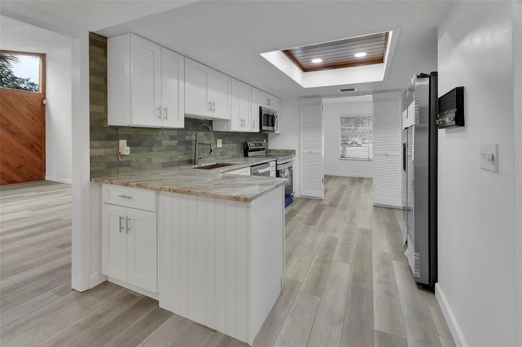 Photo of 1411 N BEACH STREET