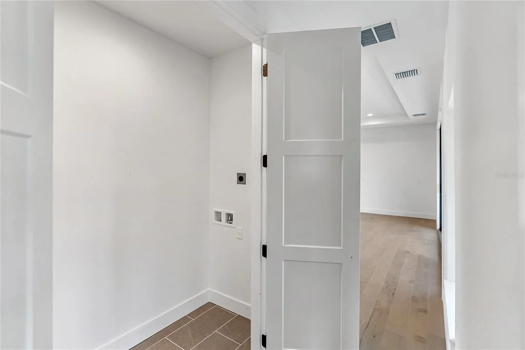 Photo of 569 BAYVIEW DRIVE