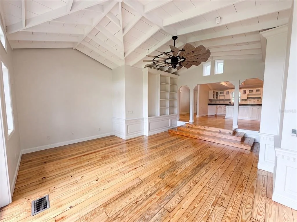 Photo of 175 LAKE GENEVA ROAD