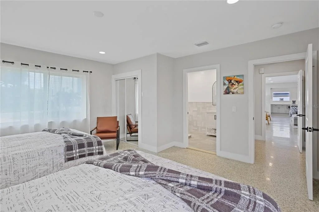 Photo of 136 BAYSIDE DRIVE