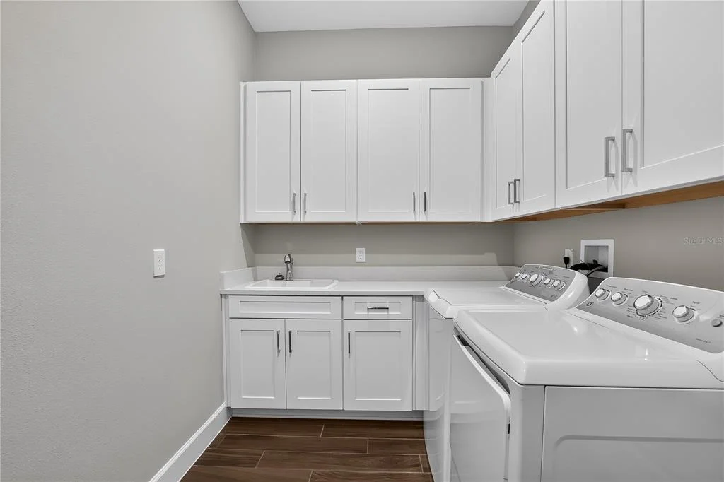 Photo of 936 ARBOR GREEN TRAIL