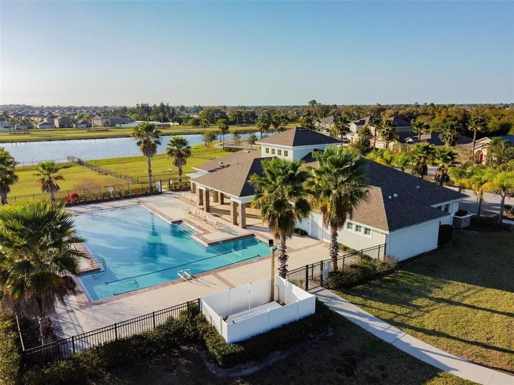 Photo of 909 MEADOW GLADE DRIVE