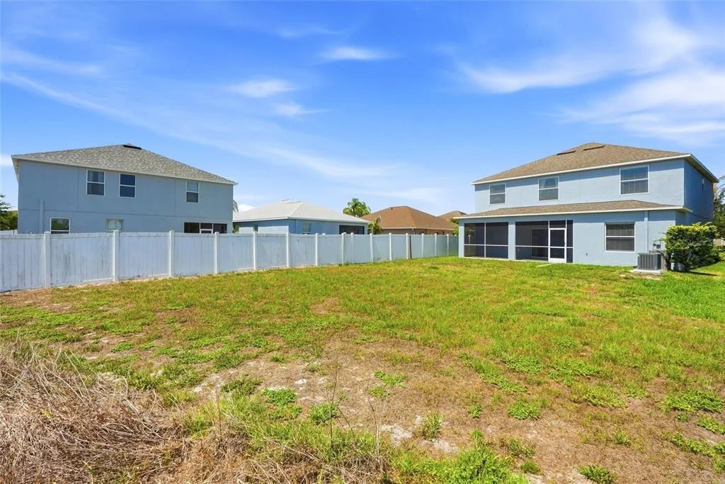 Photo of 909 MEADOW GLADE DRIVE