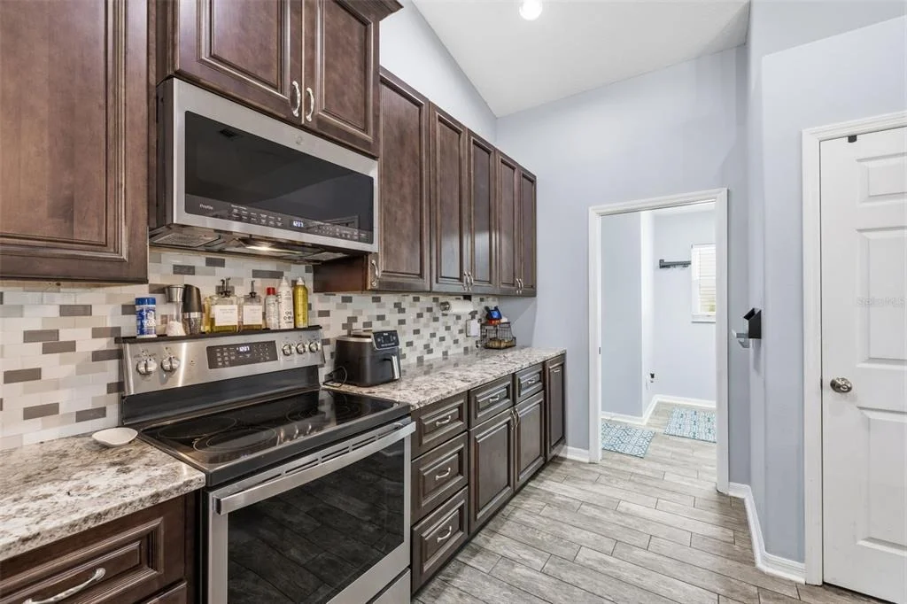 Photo of 12020 RUNNING FOX CIRCLE