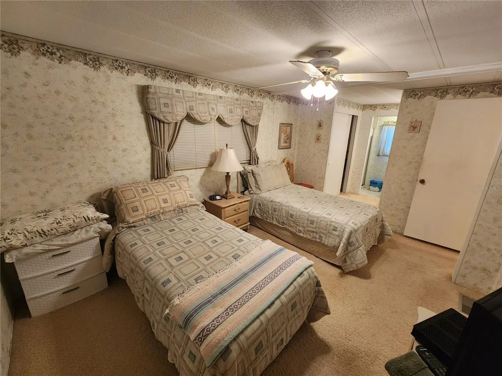 Photo of 5408 CHATEAU LANE