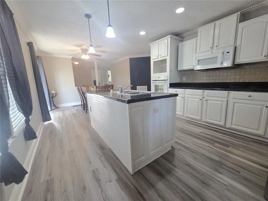 Photo of 18314 DEASON DRIVE
