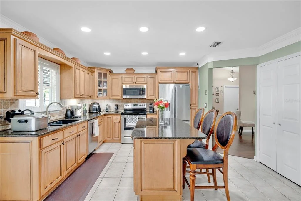 Photo of 985 HEMINGWAY DRIVE