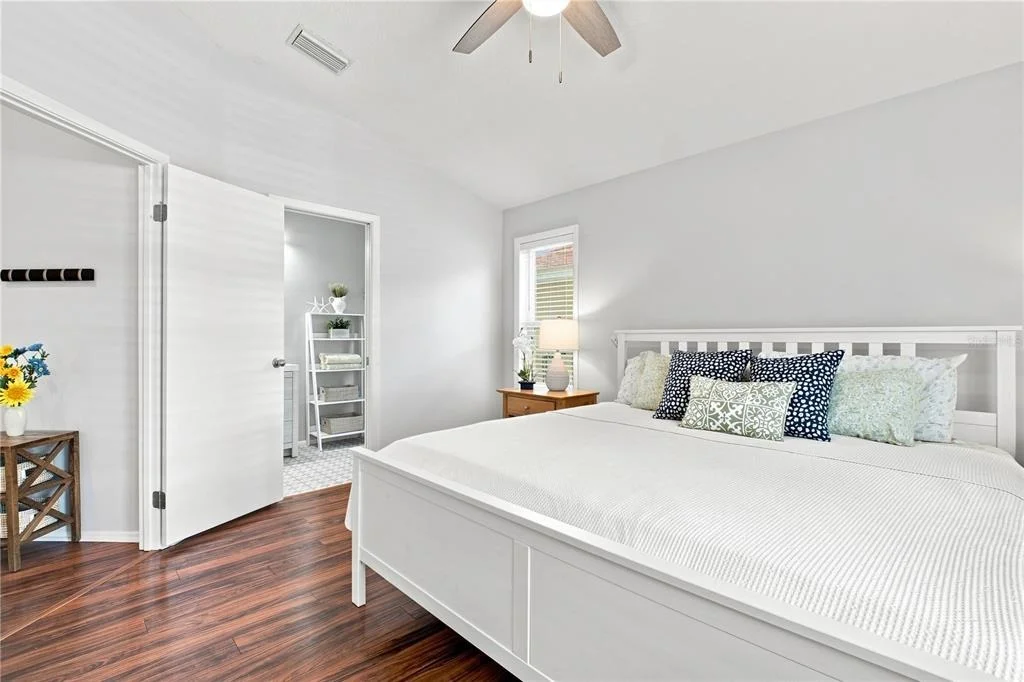 Photo of 864 FRANKLIN CIRCLE