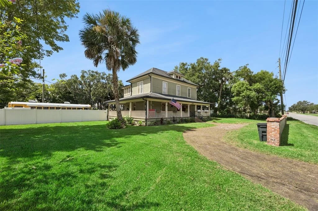 Photo of 2201 CELERY AVENUE