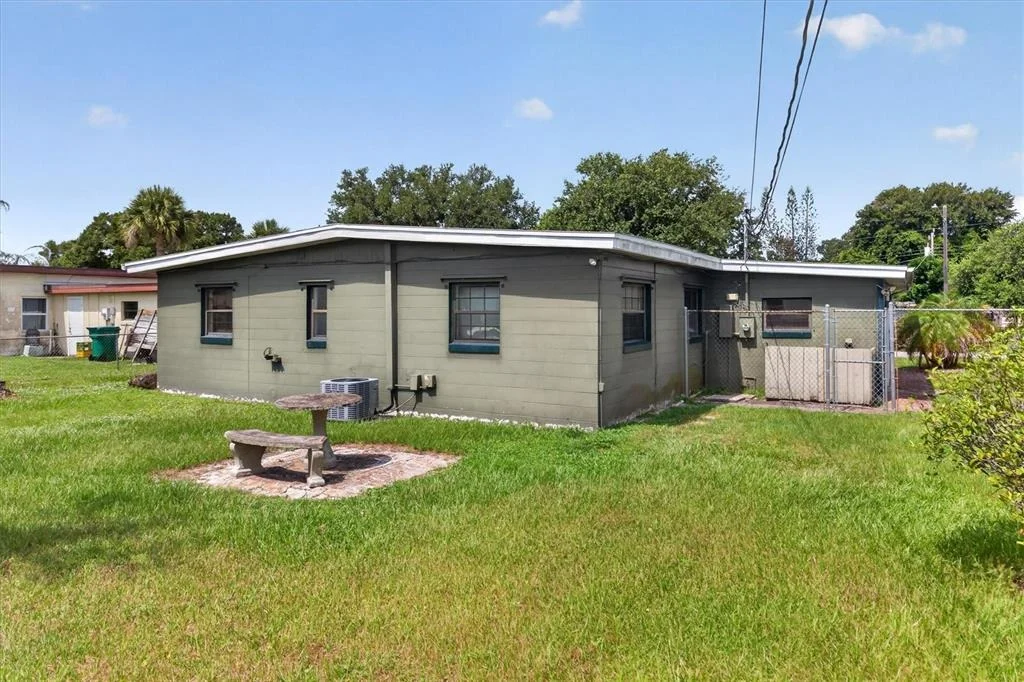 Photo of 1865 CEDARWOOD DRIVE