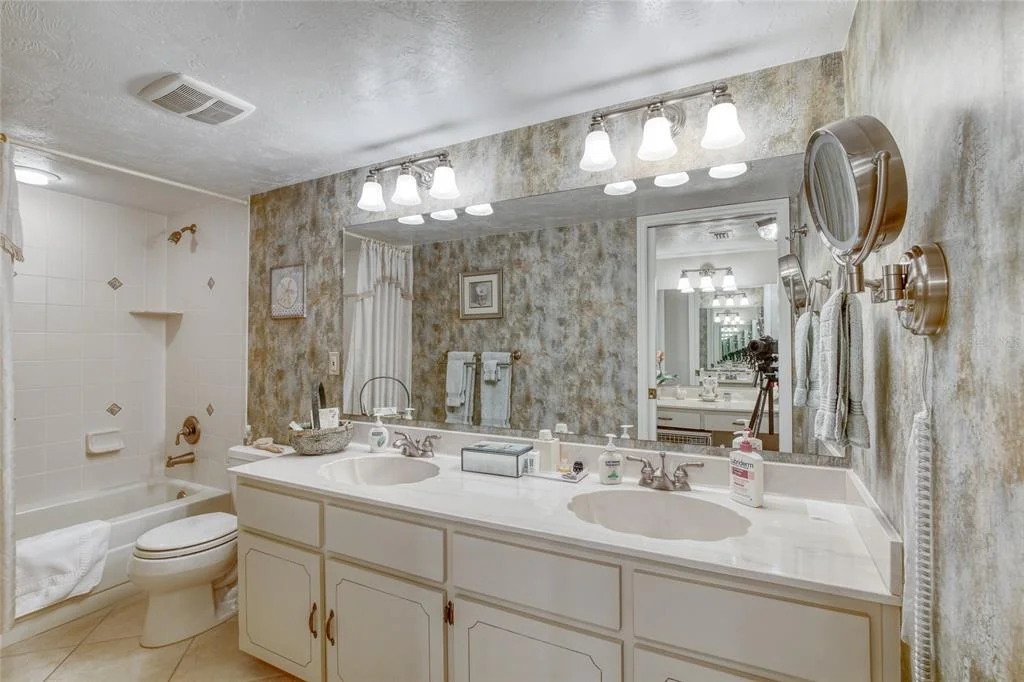 Photo of Unit 3C at 1513 OCEAN SHORE BOULEVARD