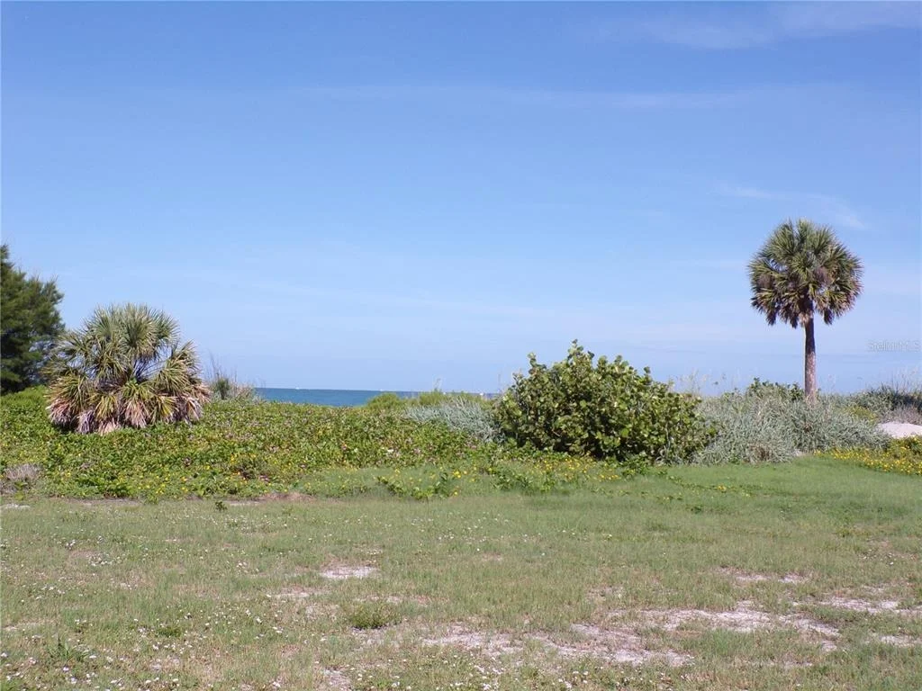 Photo of 1124 SUNSET DRIVE