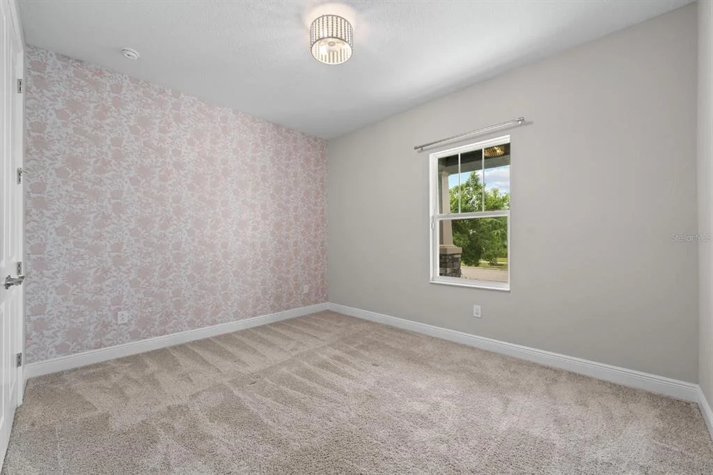 Photo of 5406 LIMELIGHT DRIVE