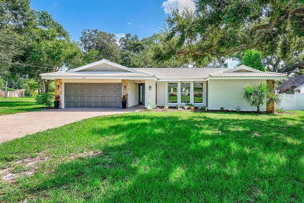Photo of 833 TALLOWOOD DRIVE