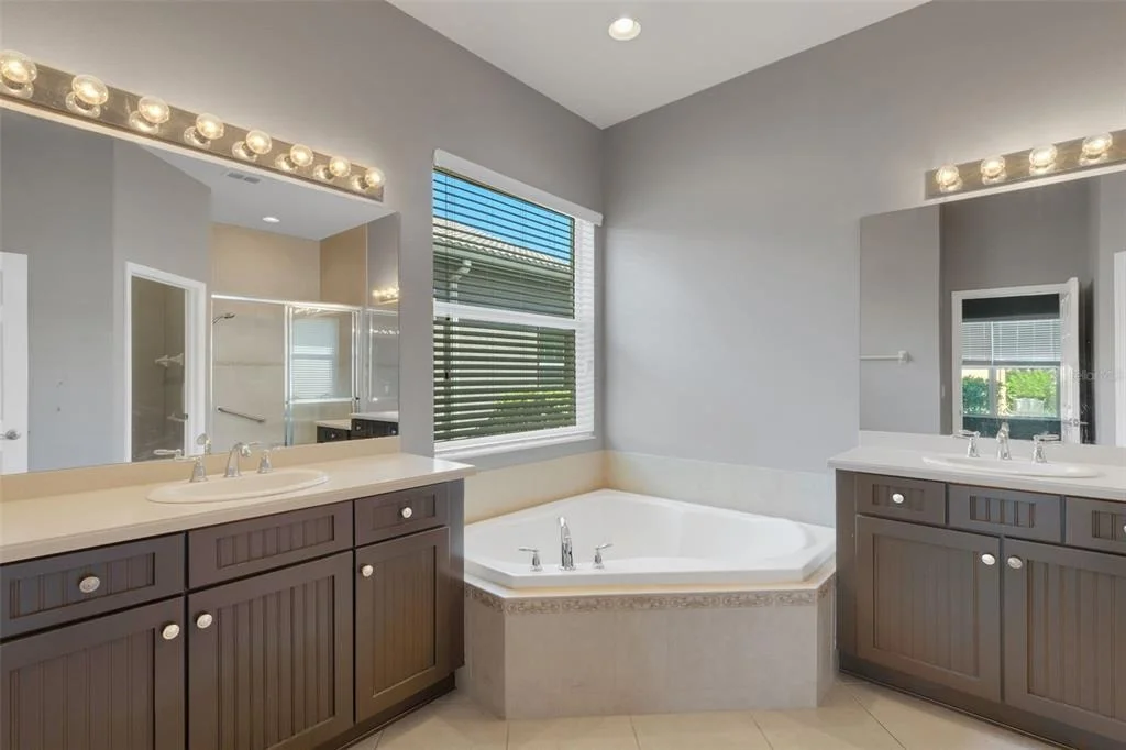 Photo of 15841 COBBLE MILL DRIVE