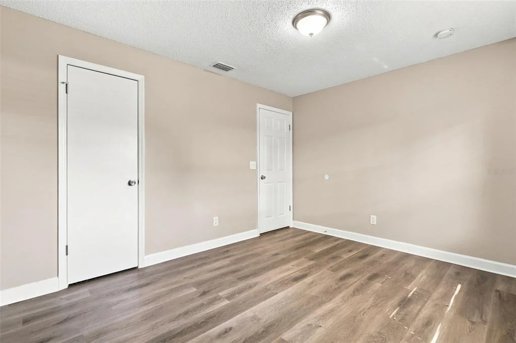 Photo of 3307 PINE TREE DRIVE