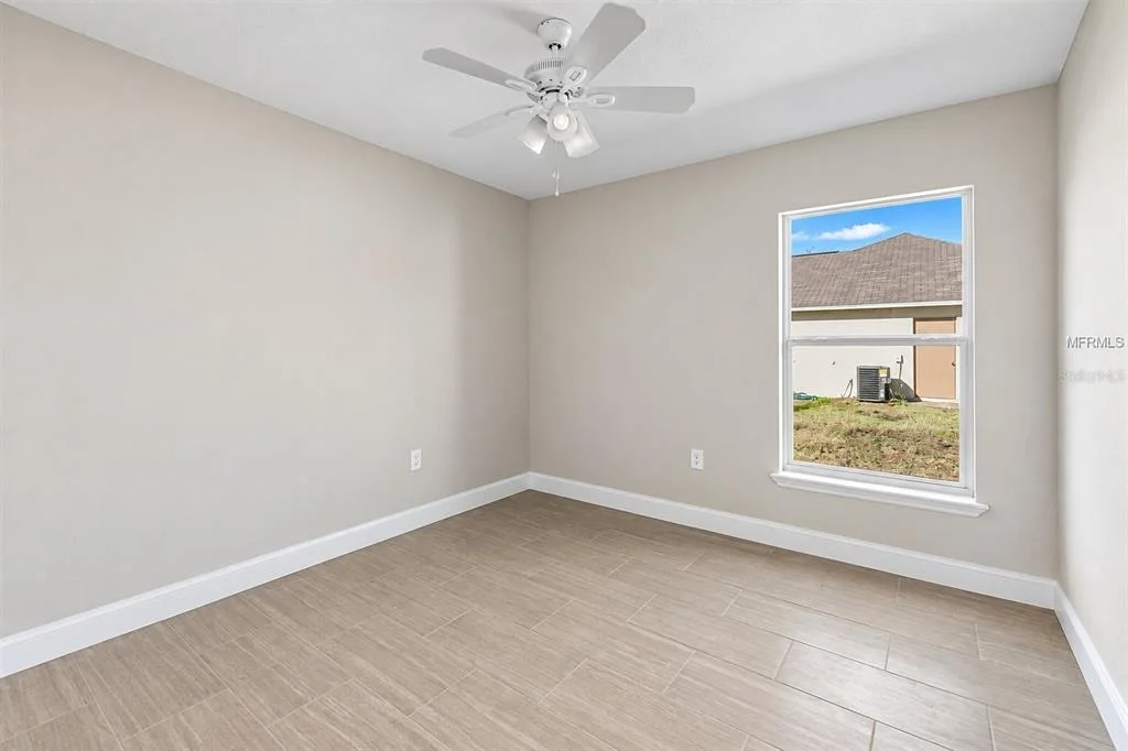 Photo of 1907 LAREDO DRIVE