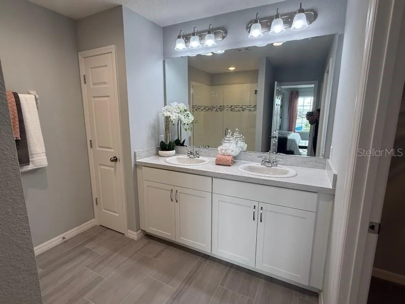 Photo of 2677 STARRY POINT