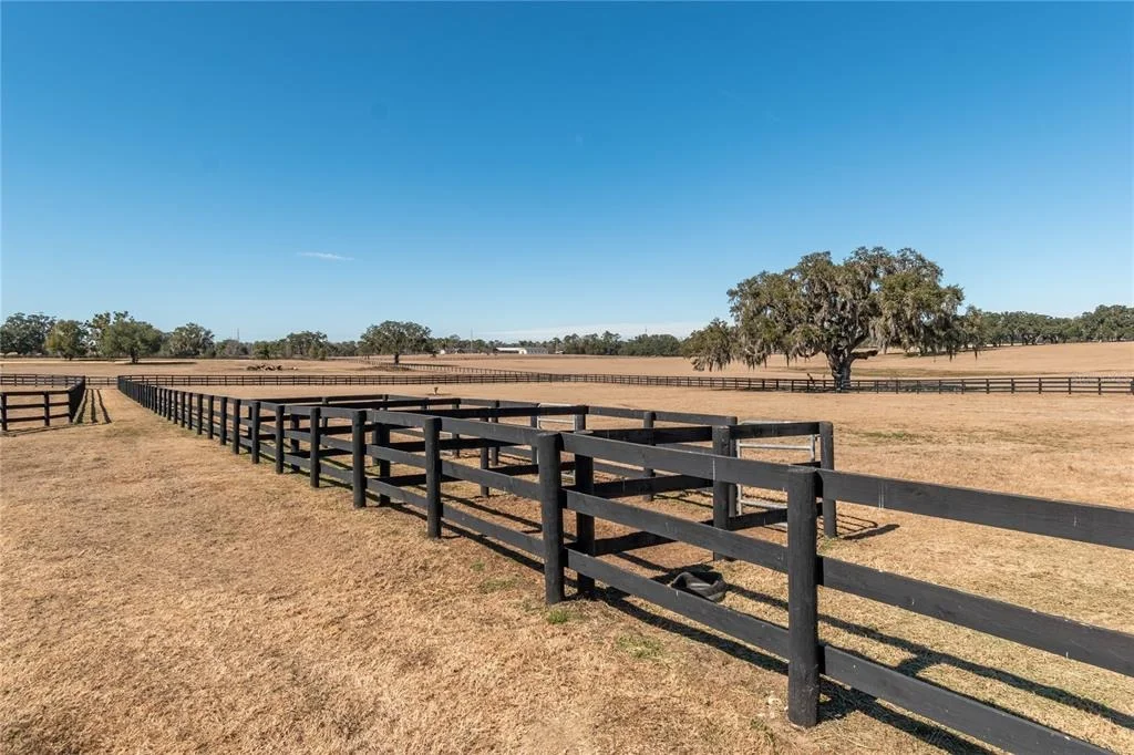 Photo of 12610 NW GAINESVILLE ROAD