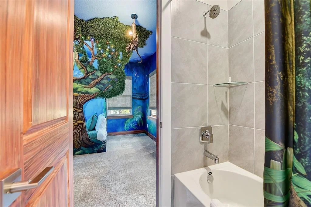 Photo of 7458 GATHERING DRIVE