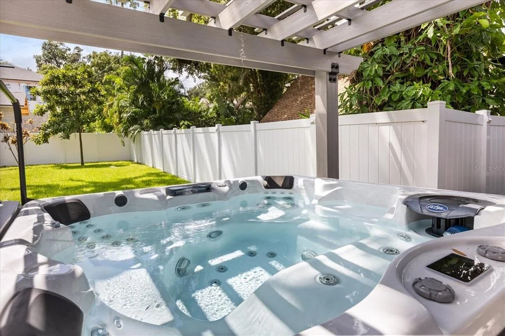 Photo of 808 EDGEWATER DRIVE