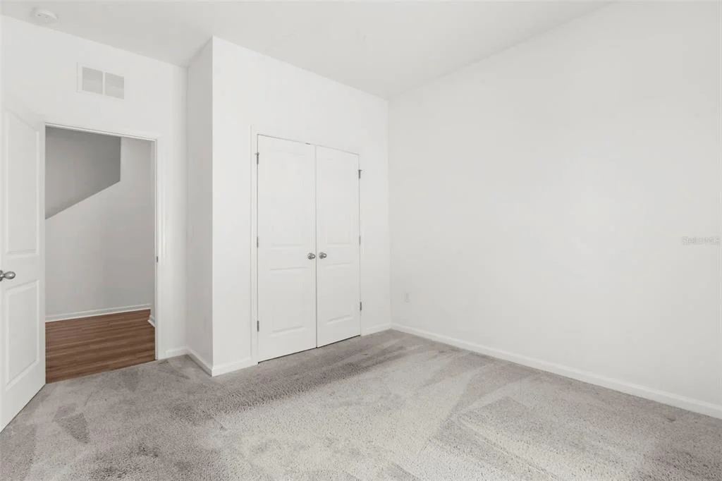 Photo of 1038 KELLY FERN LOOP