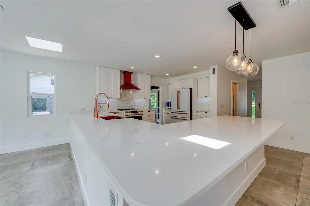 Photo of 835 JOHN ANDERSON DRIVE