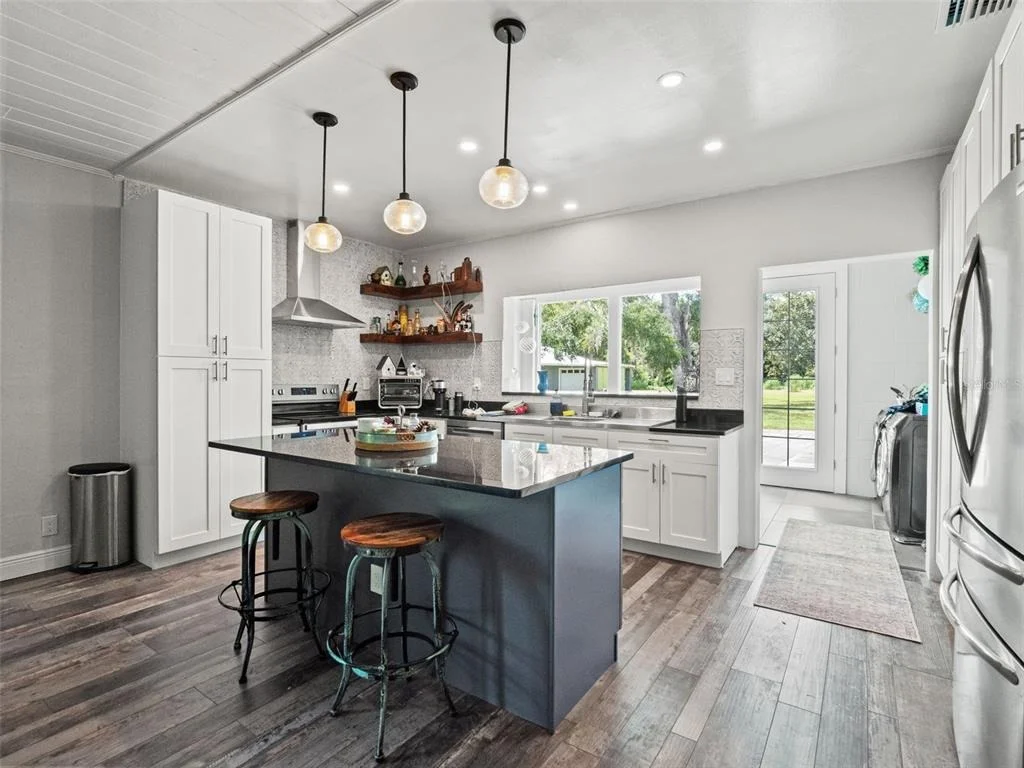 Photo of 255 BENES ROAD