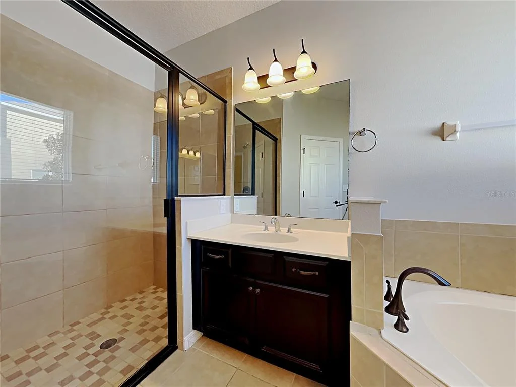 Photo of 1328 ARONIMINIK DRIVE