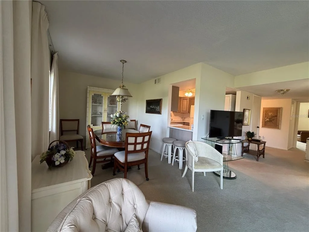 Photo of Unit A at 656 MIDWAY DRIVE