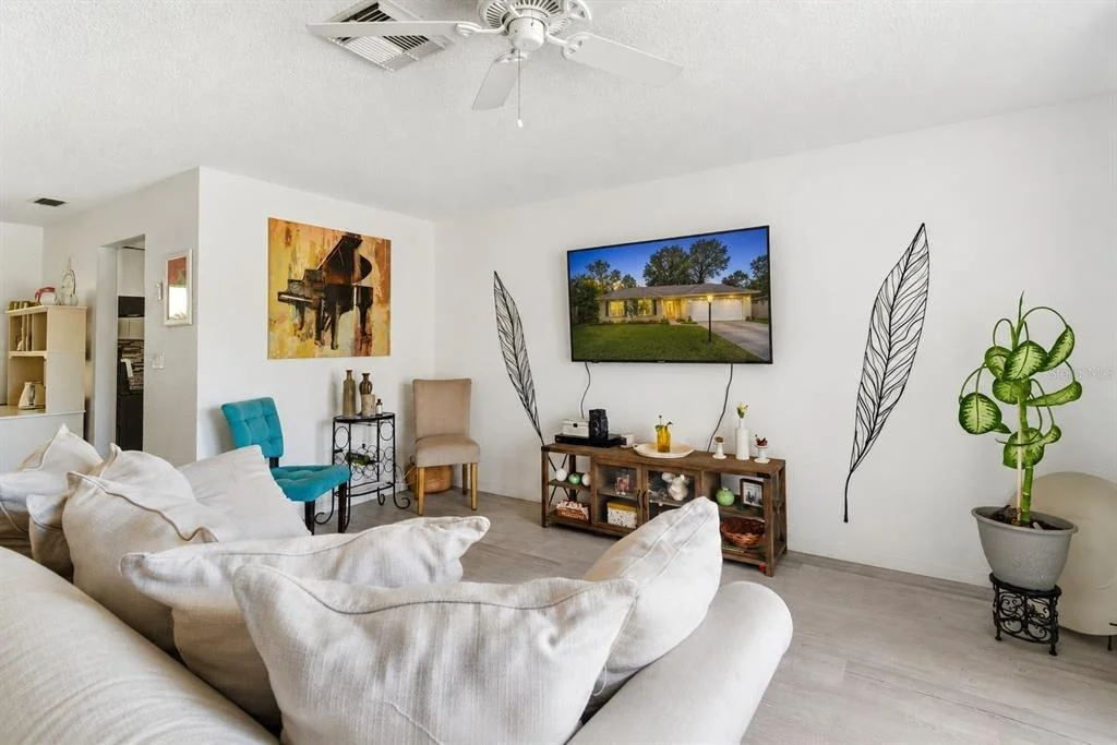 Photo of 1495 BISHOP ROAD
