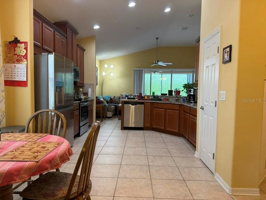 Photo of 8606 DEEP MAPLE DRIVE