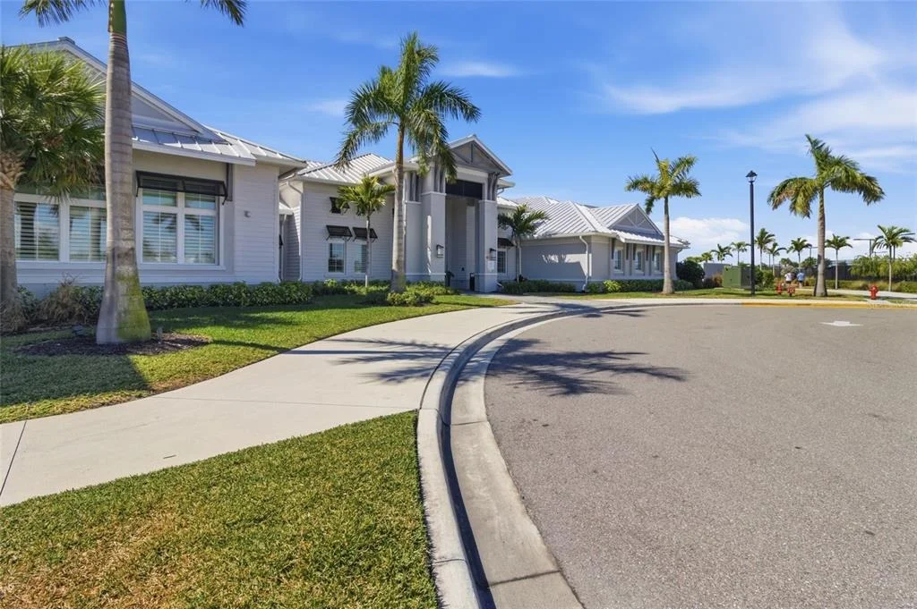 Photo of 14968 SERENE SHORES LOOP