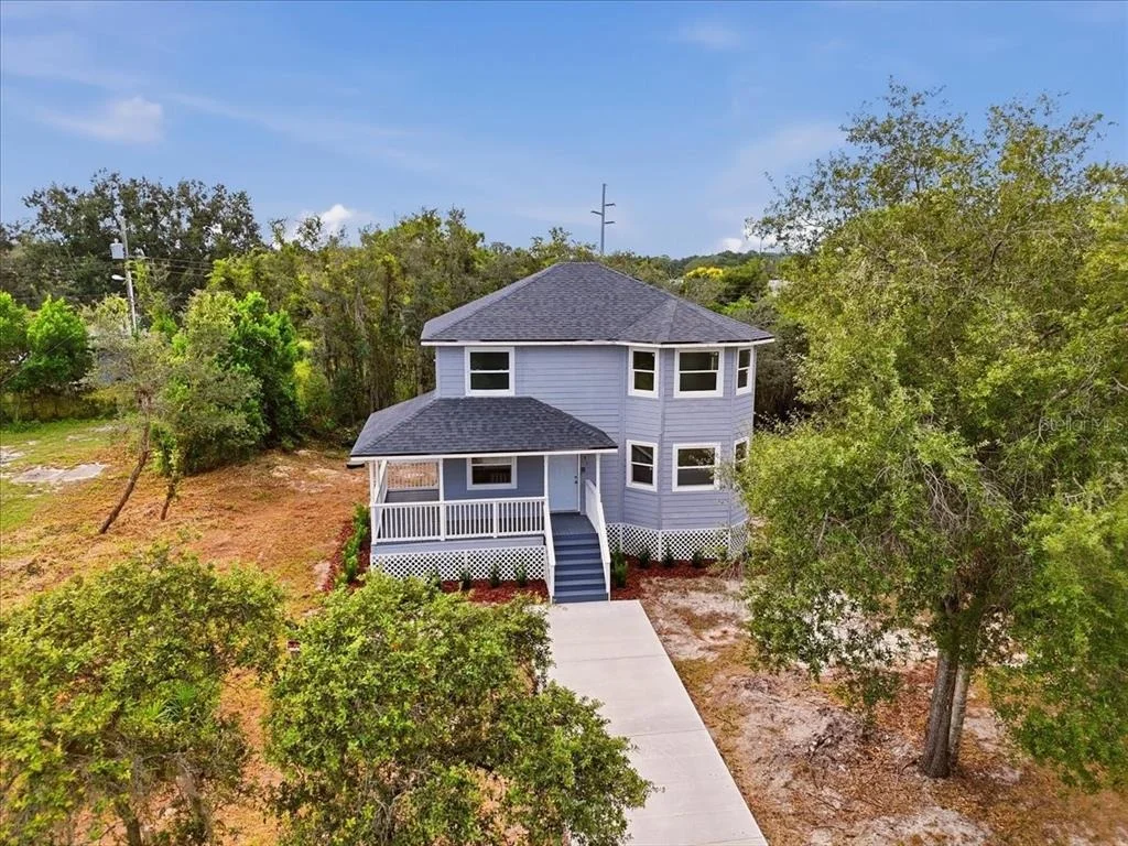 Photo of 141 3RD AVENUE