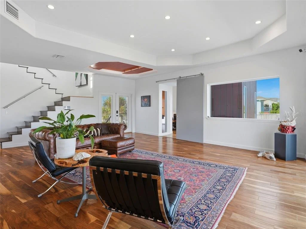 Photo of 3385 GULFVIEW DRIVE
