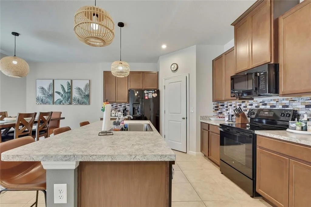 Photo of 11912 THORNCREST DRIVE