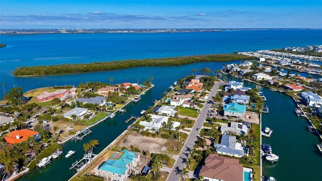 Photo of 721 EMERALD HARBOR DRIVE