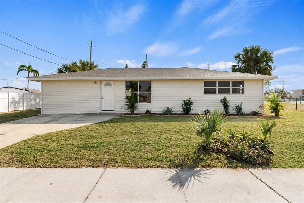 Photo of 6211 CORNELL ROAD