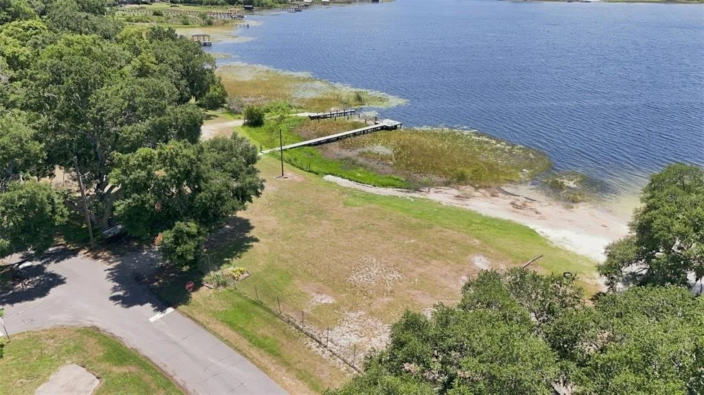 Photo of 3104 GARDEN ROAD