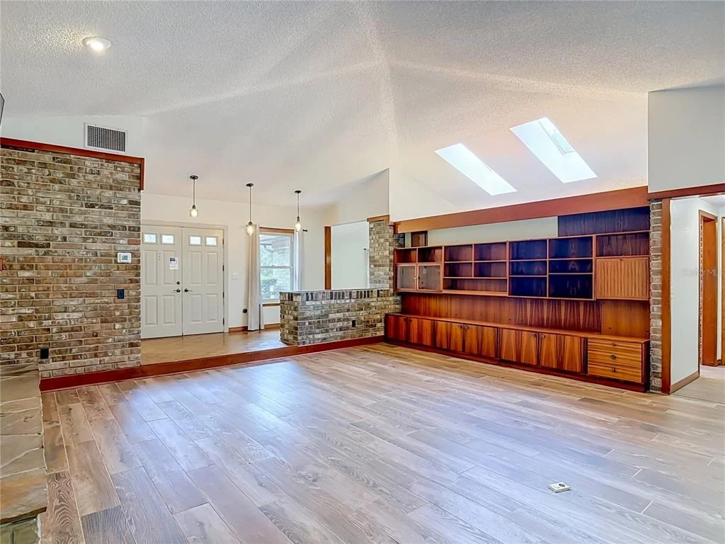 Photo of 1032 VALLEY FORGE ROAD