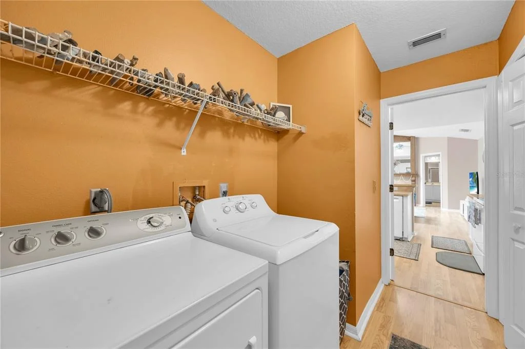 Photo of 170 OAK VIEW CIRCLE