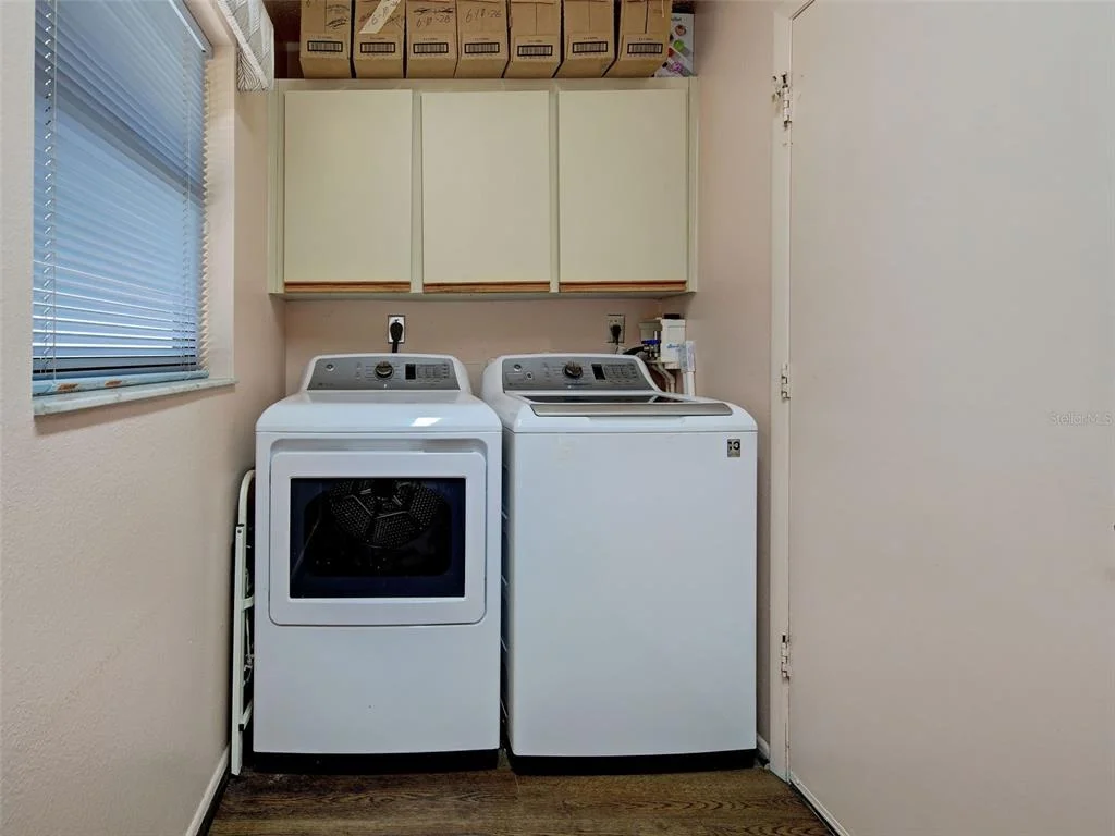 Photo of 20 IDLE SANDS DRIVE