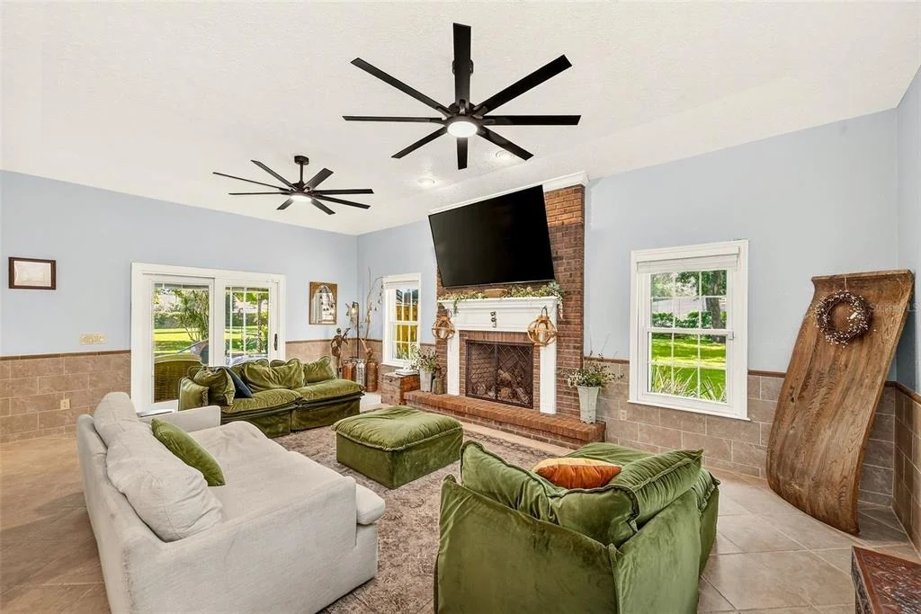 Photo of 807 CENTERBROOK DRIVE