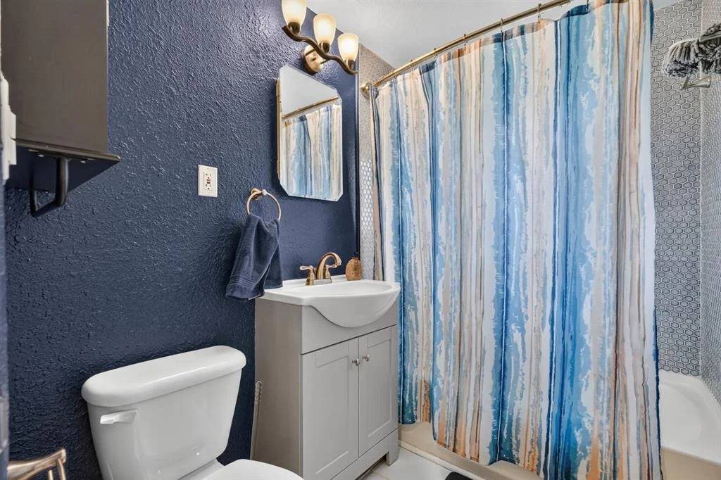 Photo of 277 DEBARY DRIVE