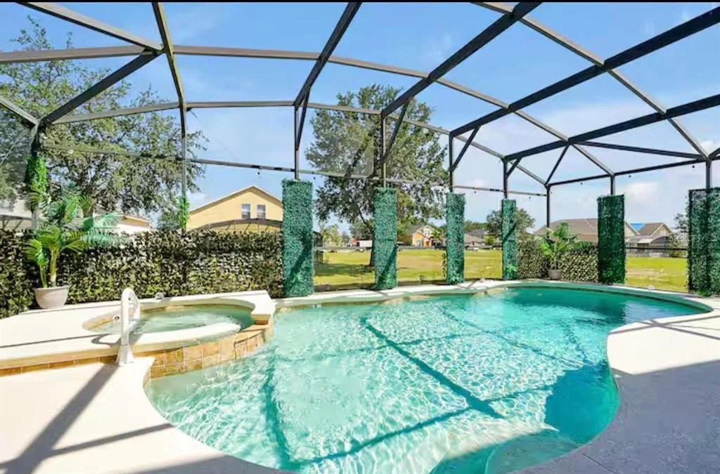 Photo of 559 CADIZ LOOP