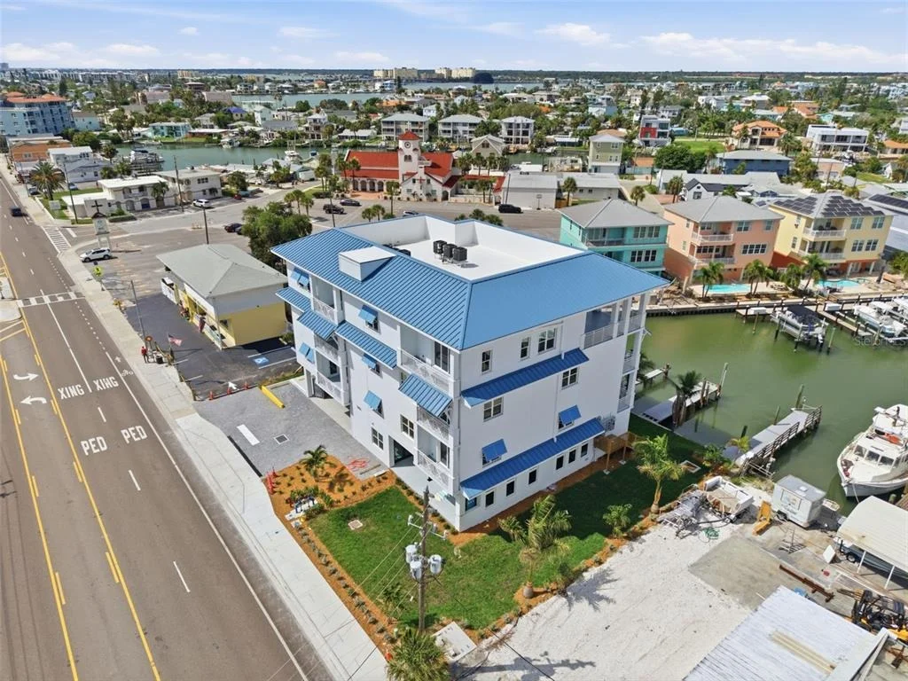 Photo of Unit 401 at 13655 GULF BOULEVARD