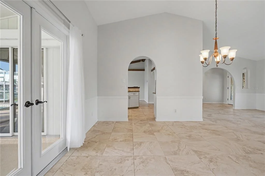 Photo of 1119 VIA FORMIA